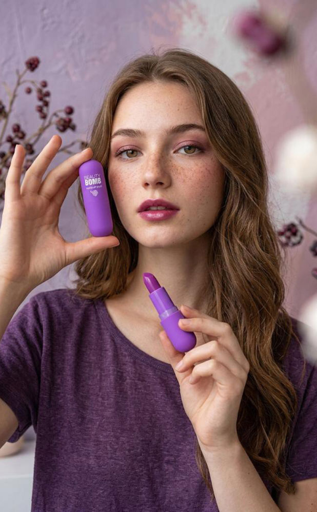Beauty Bomb - Tinted Lip Balm 04_thumbnail_1